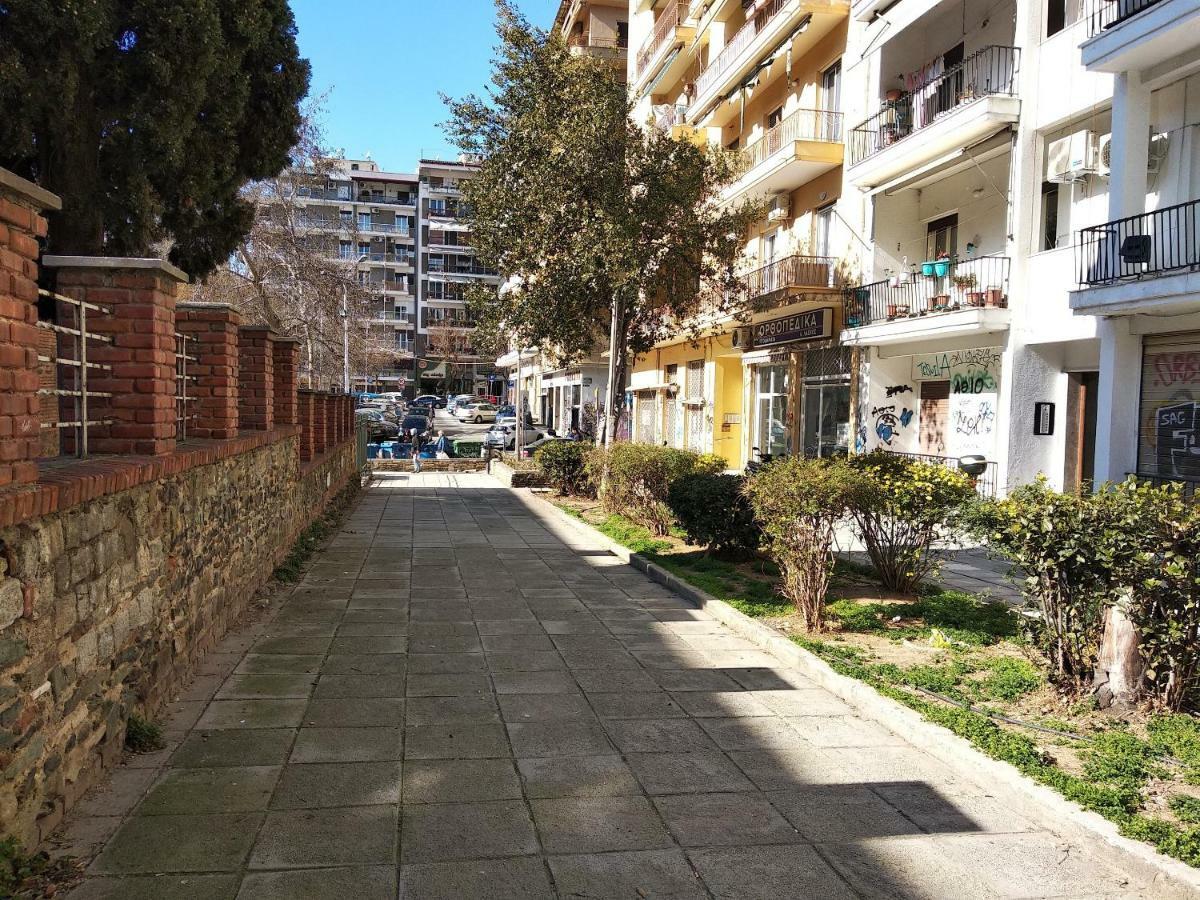 Metro 5 P. Dionisiou Street *