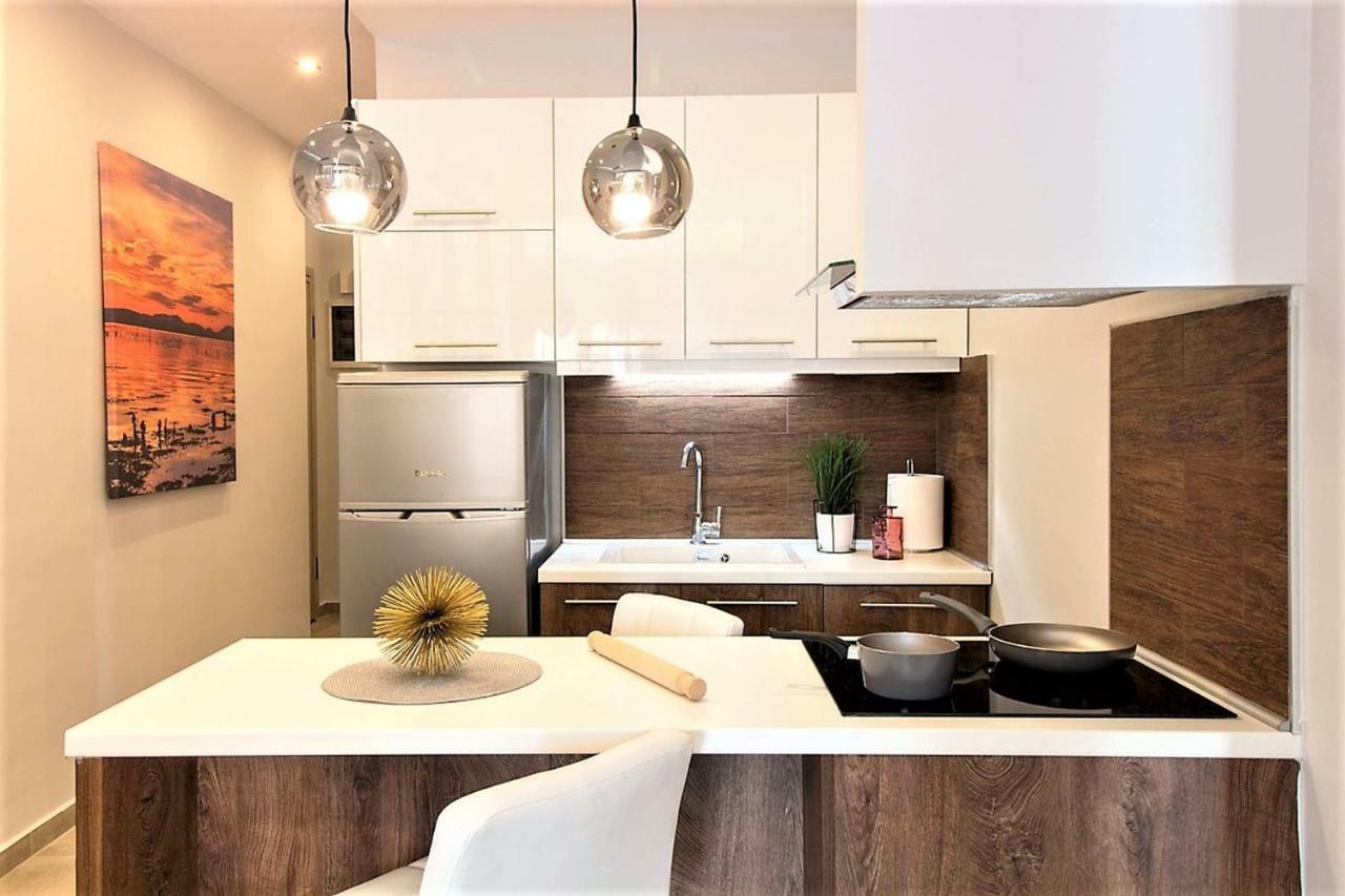 Appartement Metro 5 P. Dionisiou Street *