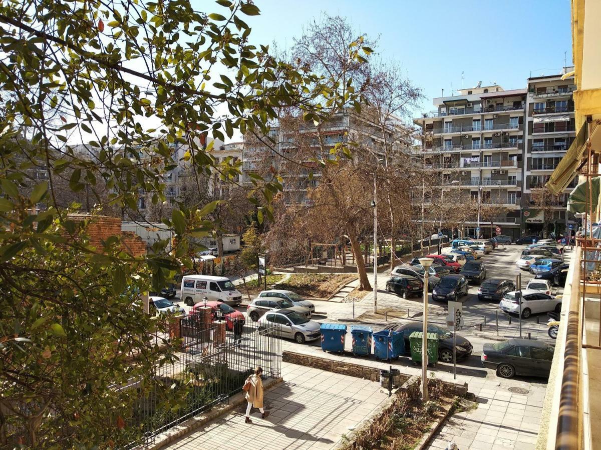 Appartement Metro 5 P. Dionisiou Street *